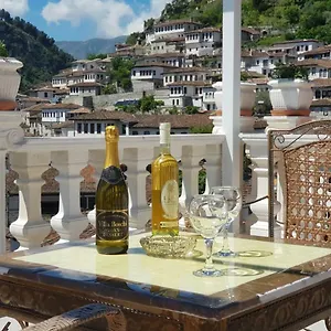 Arben Elezi Gasthof Berat